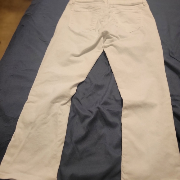 Ann Taylor Loft white modern kick crop jeans size 27/4 - Picture 4 of 6